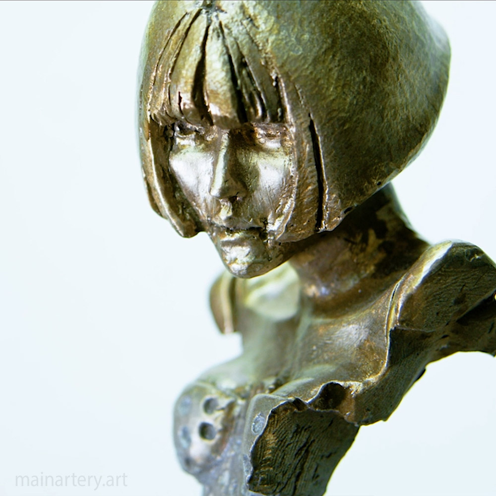 Cover: Abstract Female Retro Bronze Sculptures