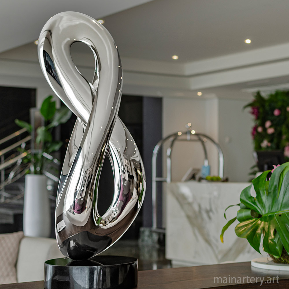Cover: Luxury Hotel Sculptures