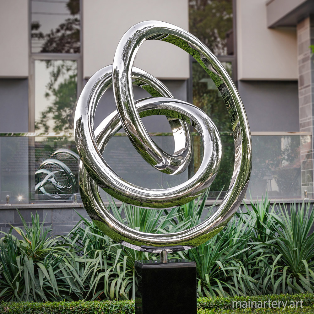 Cover: Double Tied – Large Sculptures