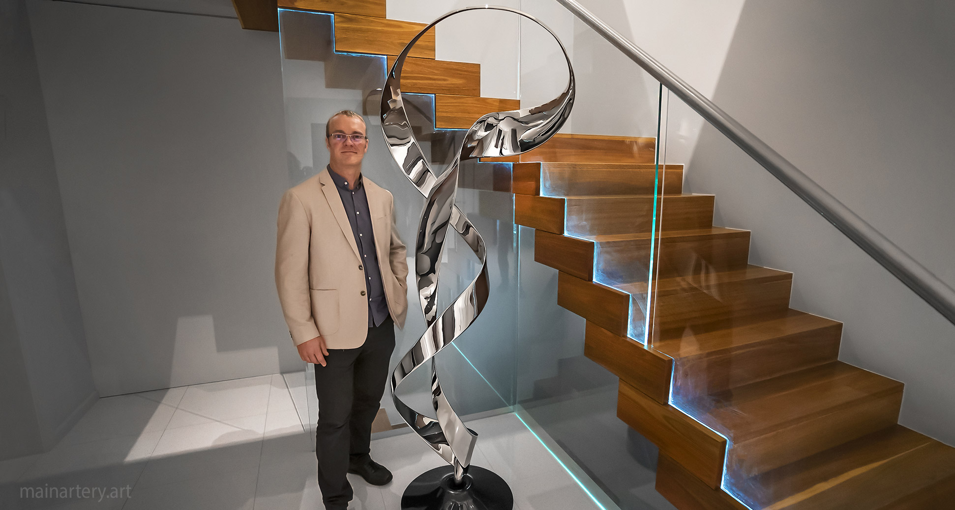 freestanding mirror polished contemporary eternal caress art image