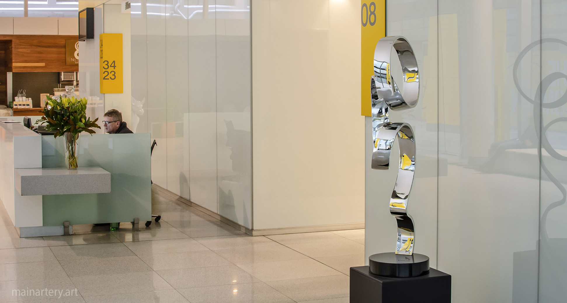 mainartery ribbon totem commercial sculpture hire image