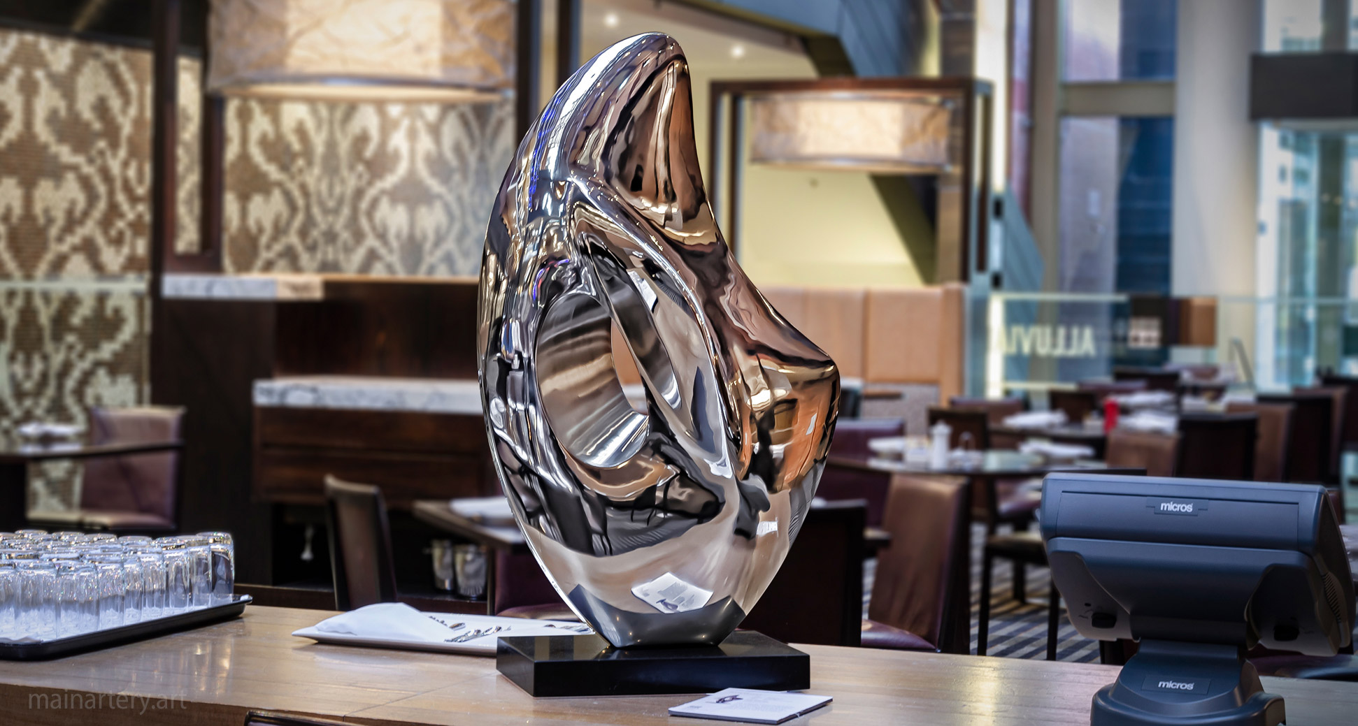 tabletop modern polished interior sculpture image