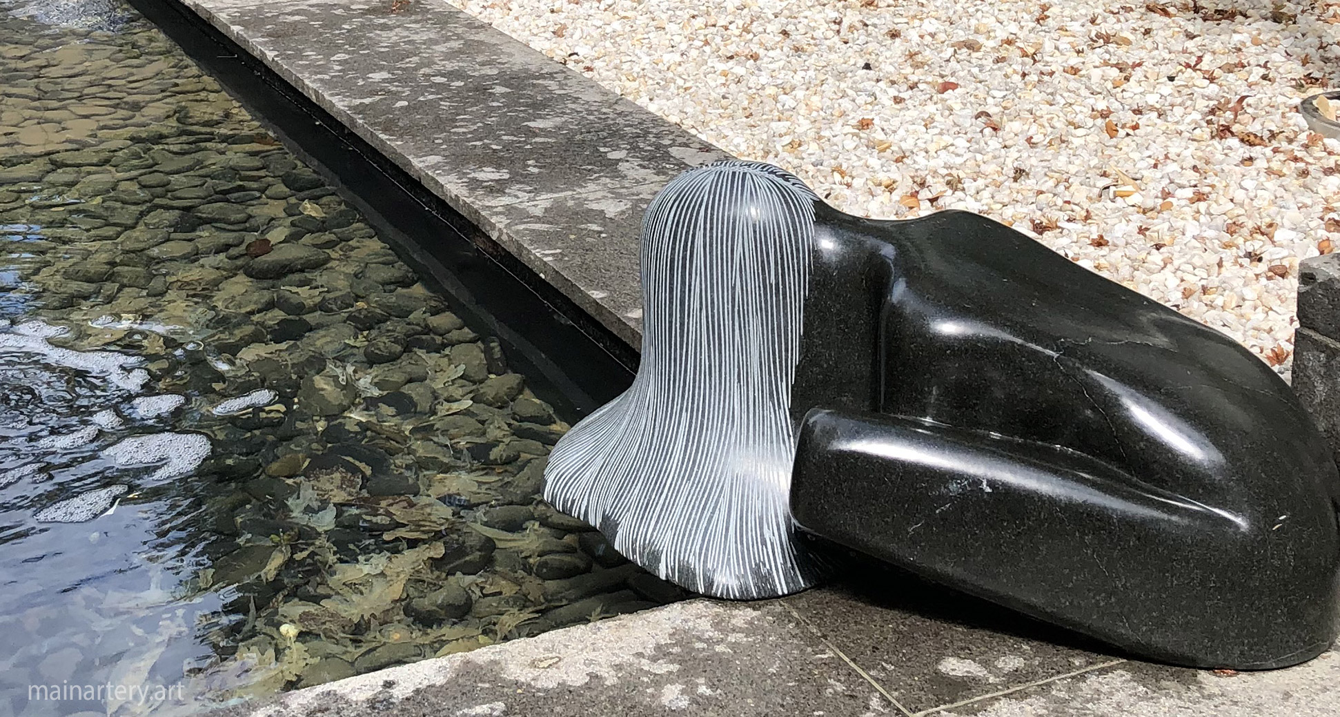 outdoor figurative abstract water feature sculpture image